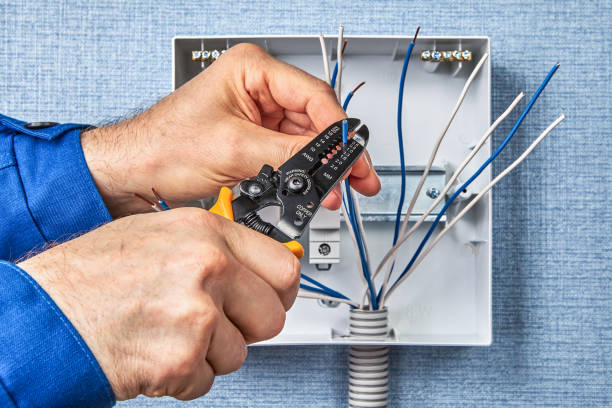 Best Electrical Outlet Installation and Repair  in Mapleton, UT